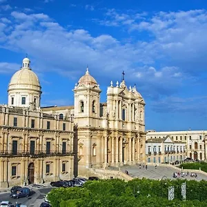 Hotel Landolina Palace