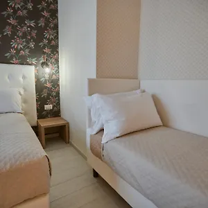 Отель Castrichella Boutique Rome Airport